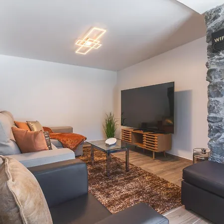 Apartamento Julianas House 2 By Atlantic Campanário